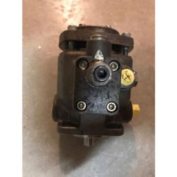 Rexroth Bosch PV7-17/10-14RE01MC0-16  /  R900580381  /  hydraulic pump