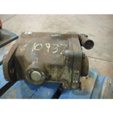 VICKERS HYDRAULIC PVB20 FLS10 CM810 ~ USED Pump