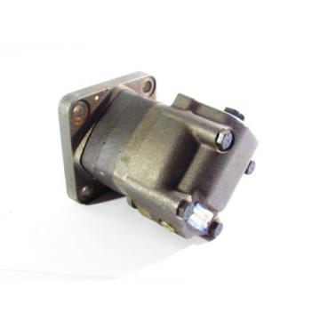 Eaton/CharLynn HYDRAULIC MOTOR # 1061013006 Pump