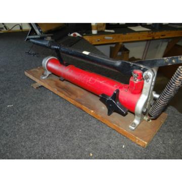 T&amp;B Greenlee Hydraulic Hand / Foot 13586, 9800 PSI Pump