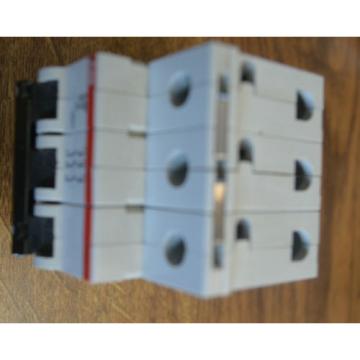 (2) ABB IEC 263 947-2 Circuit Breaker