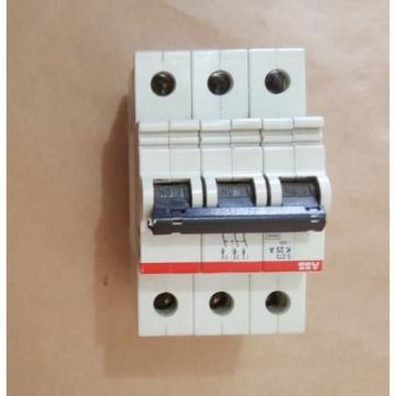 ABB S273 K25A 3 POLE 4A CIRCUIT BREAKER 277/480VAC