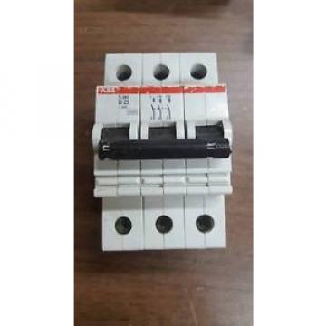 ABB S263D25 CIRCUIT BREAKER   W84