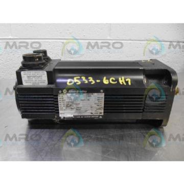 ALLEN BRADLEY 1326AB-B420E-21-ML AC SERVO MOTOR .09 KW 3000 RPM *USED*