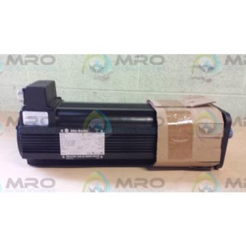 ALLEN BRADLEY 1326AB-B430G-M2K4L SER. B AC SERVO MOTOR 1.88/2.36 KW *NEW IN BOX*