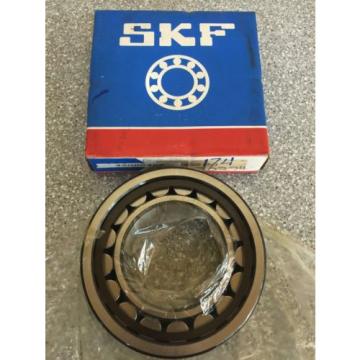 NEW IN BOX SKF Cylindrical Roller Bearing NU 2222 ECP/C3