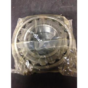 22213EAB33 SNR NOS Spherical Roller Bearing