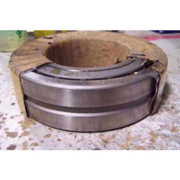 NEW SHUSTER 22224-CKJW33 SPHERICAL ROLLER BEARING