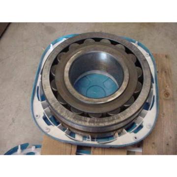 New SKF Spherical Roller  Bearing PN 22336 CC/W33