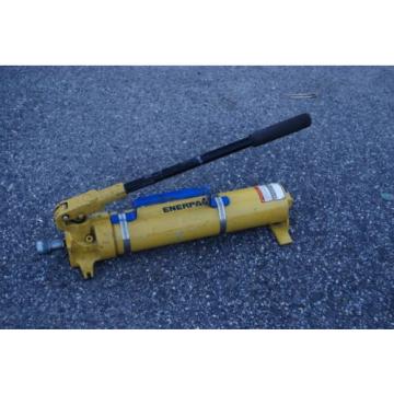 ENERPAC P80 HYDRAULIC HAND 10,000PSI MAX W/ FEMALE COUPLER &amp; HANDLE Pump