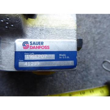 NEW SAUER DANFOSS HYDRAULIC GEAR 41299 Pump