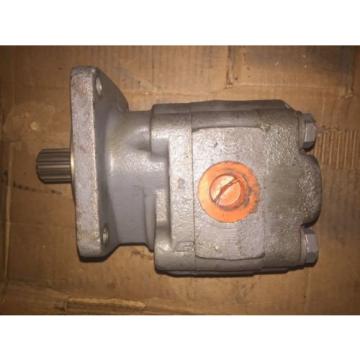 Commercial Intertech 303 Hydraulic P/N 303 921 9461 0774843 Y0125936 Pump