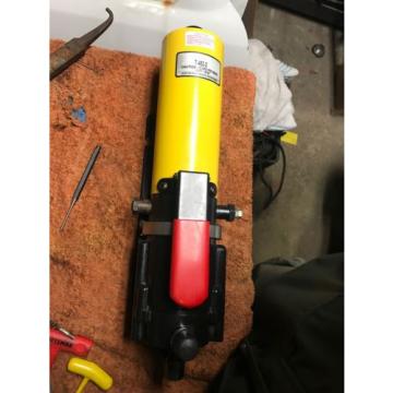 enerpac T4822  Pump