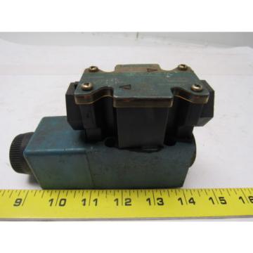 Vickers DG4V3S2AMFWB560 Solenoid Operated Directional Valve 110/120V Pump