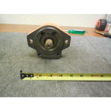 NEW BOSCH GEAR # 0510425038 # 0 510 425 039 Pump