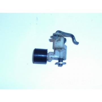 JOHNSON EVINRUDE THROTTLE CAM FOLLOWER.4-6-8hp