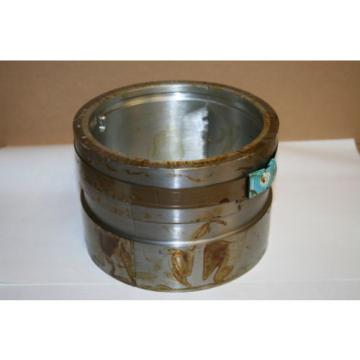 Bearing 131C530-1 GE Unused, two piece plain bearing, journal