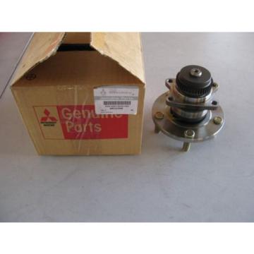 NEW OLD STOCK MITSUBISHI MR333049 REAR WHEEL HUB BEARING ASSEMBLY FOR DIAMANTE