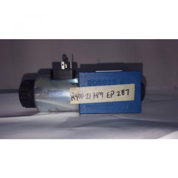 NEW BOSCH REXROTH VALVE 4WE6D62/EG24N9K4 R900561274 (#12 C2M) #3 image