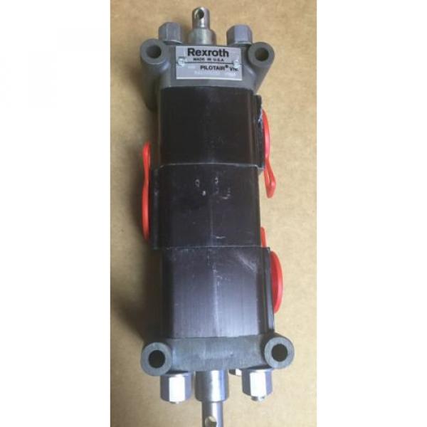 Rexroth PD-040032-K0000 / R431008253 1/2&#034; D Pilotair Valve #1 image