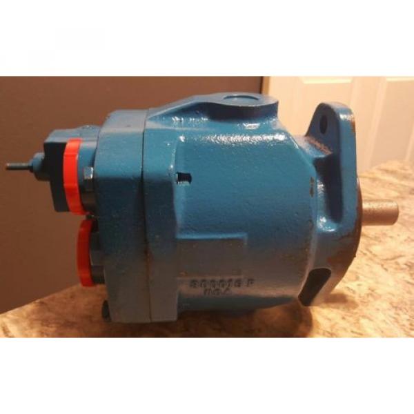 PVB15RSY31CC11, Vickers, Hydraulic , 2.01 in3/rev Pump #5 image