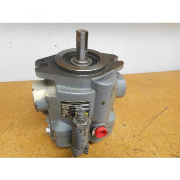 Parker PVP23302R6T10 Variable Volume 23cc/Rev CW 3000PSI J30D618 P 1800RPM Pump #1 image