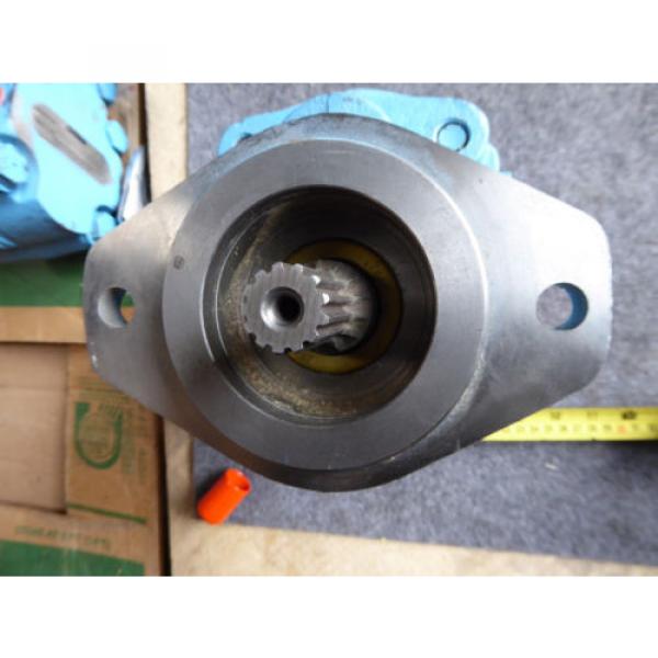 NEW PERMCO HYDRAULIC P257A086PPZA1514 Pump #2 image