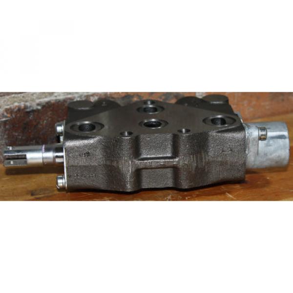 Gresen 4 way directional control valve #CP4732 BM# 6784 733 Pump #5 image