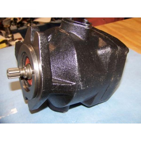 NEW Parker variable displacement hydraulic pump PVP Pump #6 image