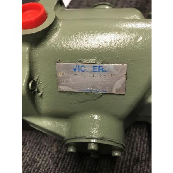 Vickers PV020B21SE1S21CM12 New Old Stock. Never Used Pump #2 image