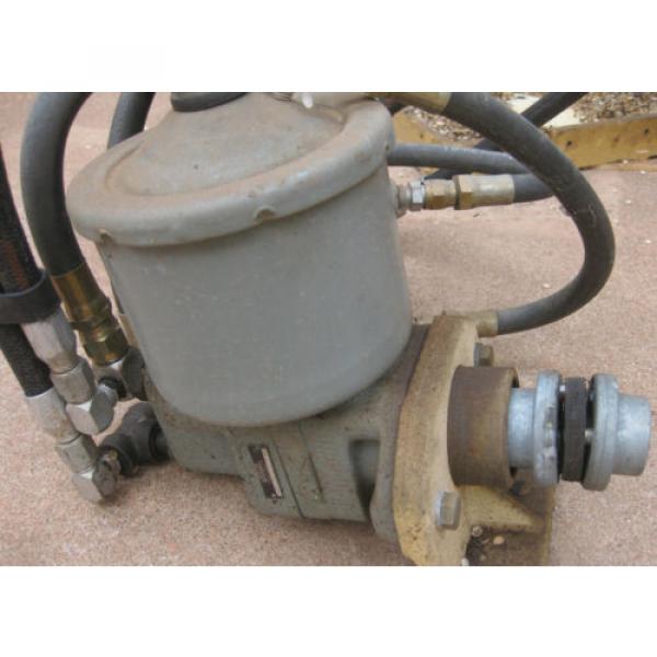 VickersHydraulic pump with ram and control valve Pump #3 image