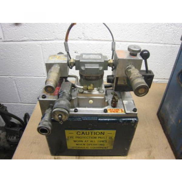 BROWN &amp; SHARPE MFG SERIES PRESSURE REDUCING HYDRAULIC 10,000 PSI TO 4,000  Pump #6 image