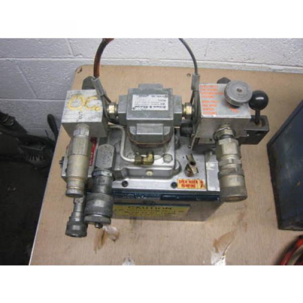 BROWN &amp; SHARPE MFG SERIES PRESSURE REDUCING HYDRAULIC 10,000 PSI TO 4,000  Pump #7 image