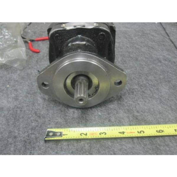 NEW PARKER COMMERCIAL HYDRAULIC # 3269110488 Pump #3 image