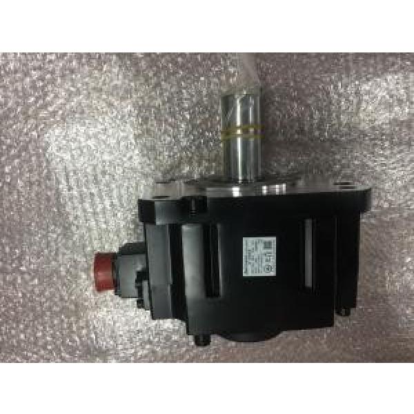 Mitsubishi HF-MP73BK Servo Motor #1 image