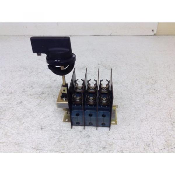 ABB OESA-F30J6A 30 Amp 600 VAC Fused Disconnect OESAF30J6A #1 image