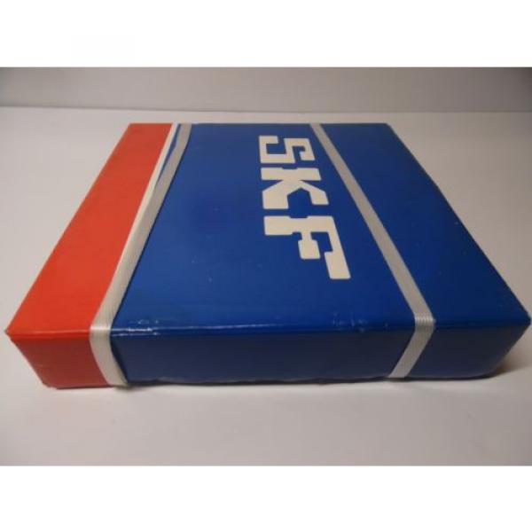 SKF Explorer N 226 ECP Cylindrical Roller Bearing 130mm Bore 230mm OD 40mm W NIB #3 image