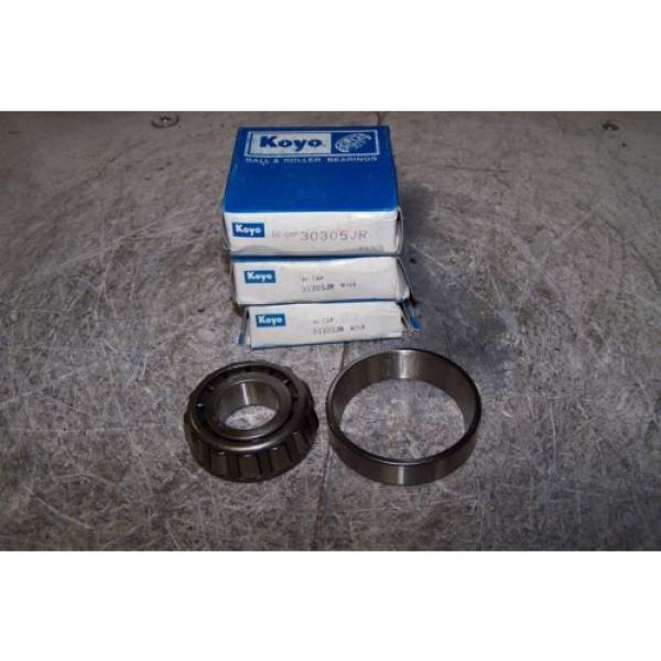 (3) NEW KOYO 30305JR TAPERED ROLLER BEARING LOT OF 3 #1 image