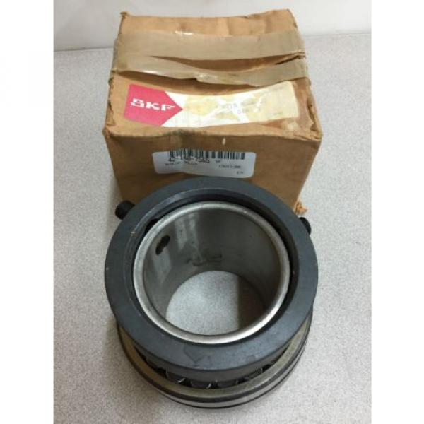 NEW Self-aligning ball bearings Finland IN BOX SKF SELF ALIGNING BALL BEARING 3&#034; BORE 476215 A300 #1 image