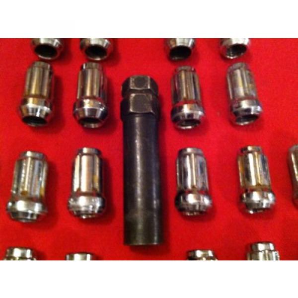 USED 24PC 12X1.5 CHROME STEEL SPLINE DRIVE LOCK LUG NUTS  W/KEY #3 image