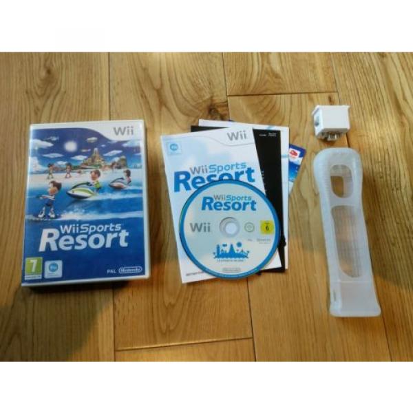 Nintendo Wii Sports Resort Game, Motion Plus Sensor Adaptor &amp; Sleeve Free P&amp;P #1 image