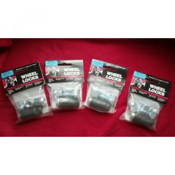 BRAND NEW 4 SET GORILLA WHEEL NUTS AND LOCKS 14 MM X 1.50 ACORN #1 image