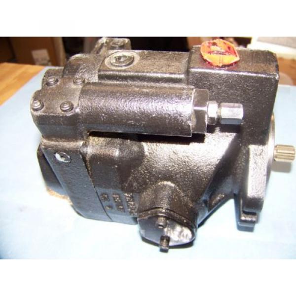 NEW Parker variable displacement hydraulic pump PVP Pump #4 image