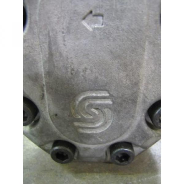 SAUER SUNSTRAND SNP3/26D ROTARY GEAR HYDRAULIC 1&#034; FLANGE IN/OUT .765&#034; SHAFT Pump #3 image