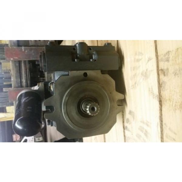 LINDE / EATON HPV55 HYDRAULIC NEW Pump #2 image