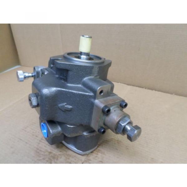 Bosch R97870951110HRM666928904 Hydraulic Vane s Variable Volume Pump #1 image