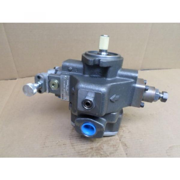 Bosch R97870951110HRM666928904 Hydraulic Vane s Variable Volume Pump #2 image