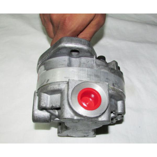 Parker H39AA1A Hydraulic Gear , Inlet Diameter: .97&#034;, Outlet Diameter: .77&#034; Pump #3 image