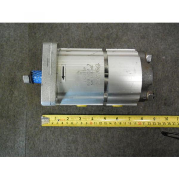 NEW PARKER COMMERCIAL HYDRAULIC 3349121405 Pump #1 image