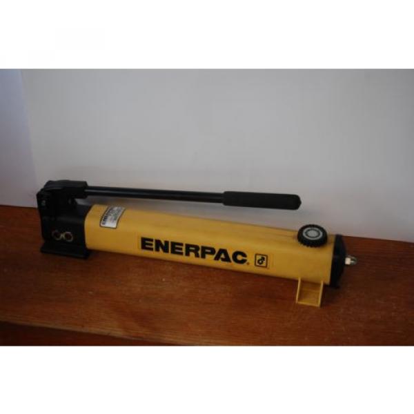 ENERPAC P202 HYDRAULIC HAND 10,000PSI 2 SPEED SINGLE ACTING 1/4&#034; NPT NICE Pump #1 image